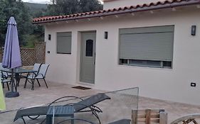 Cretelia House